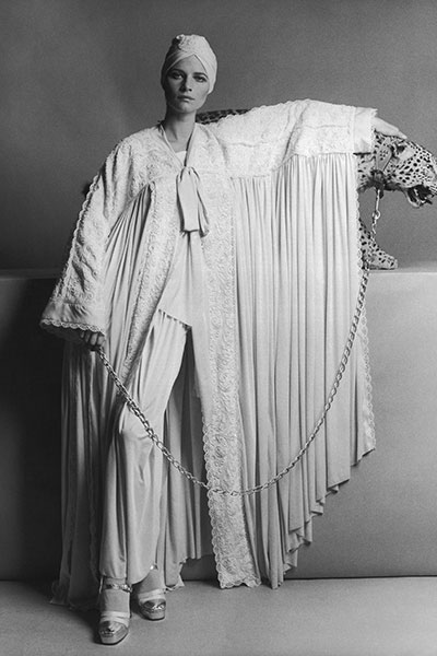 Платье шотландского модельера Билла Гибба