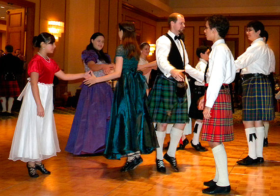 Шотландские бальные танцы scottish country dansing