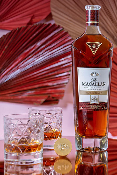 Бутылка шотландского виски Macallan