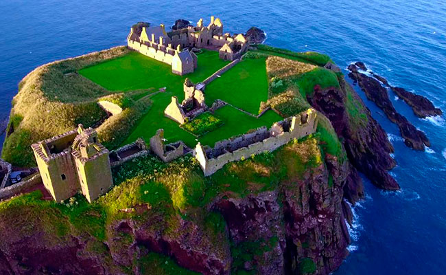 Шотландский замок Данноттар