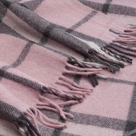 картинка Highland Wool Blend Tartan Knee Blanket THOMSON PINK от магазина  Mykilt